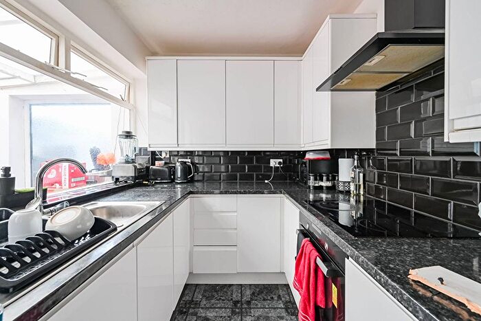 4 Bedroom Terraced House To Rent In Wakefield Street, Edmonton, London, N18