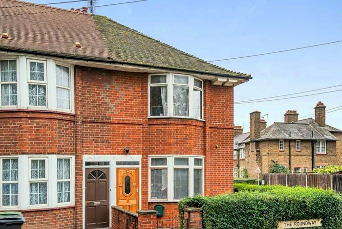 3 Bedroom House To Rent In The Roundway, Tottenham, London, N17