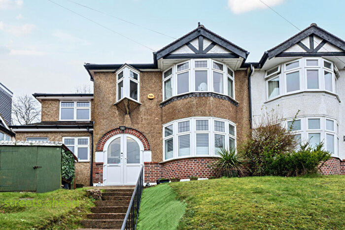 5 Bedroom Semi Detached House For Sale In Valley Road, Kenley, CR8