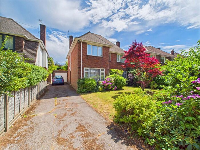 4 Bedroom Detached House For Sale In Holdenhurst Avenue, Boscombe East, Bournemouth, Dorset, BH7