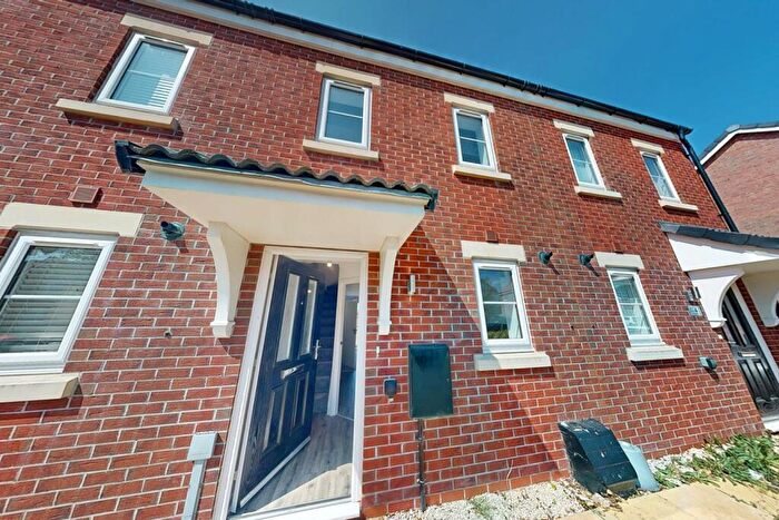 3 Bedroom Terraced House For Sale In Flying Bedstead Way, Hucknall, Nottingham, NG15
