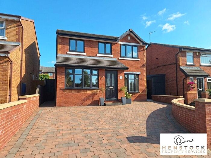 4 Bedroom Detached House For Sale In Penrose Gardens, Middleton, Manchester, M24
