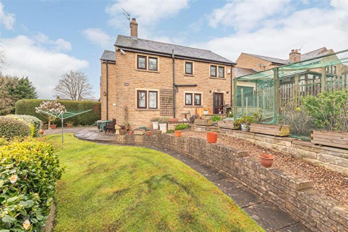 4 Bedroom Detached House For Sale In Ellistones Place, Greetland, Halifax, HX4
