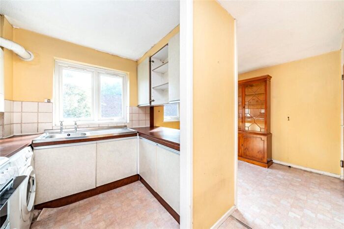 4 Bedroom House For Sale In Danesdale Road, London, E9 - Photo 3
