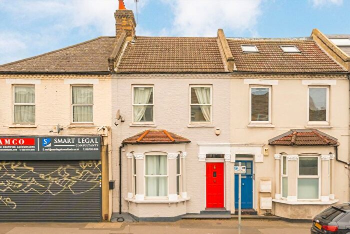 2 Bedroom Property For Sale In Haydons Road, Wimbledon, SW19