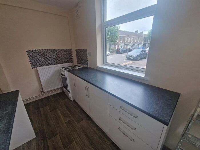 1 Bedroom Flat To Rent In Robert Street, Manselton, SA5