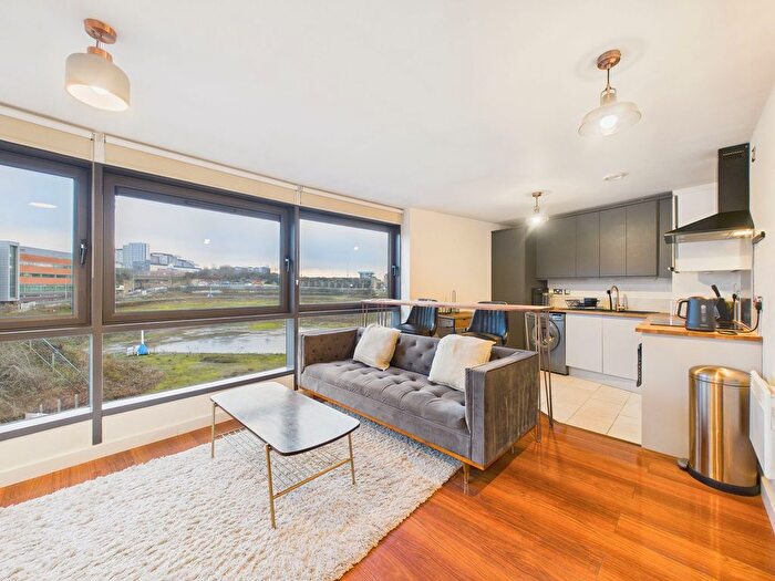 2 Bedroom Flat For Sale In Mill Road, Gateshead, NE8