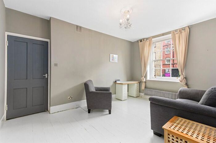 1 Bedroom Apartment To Rent In Dunstan Houses, Stepney Green, London, E1