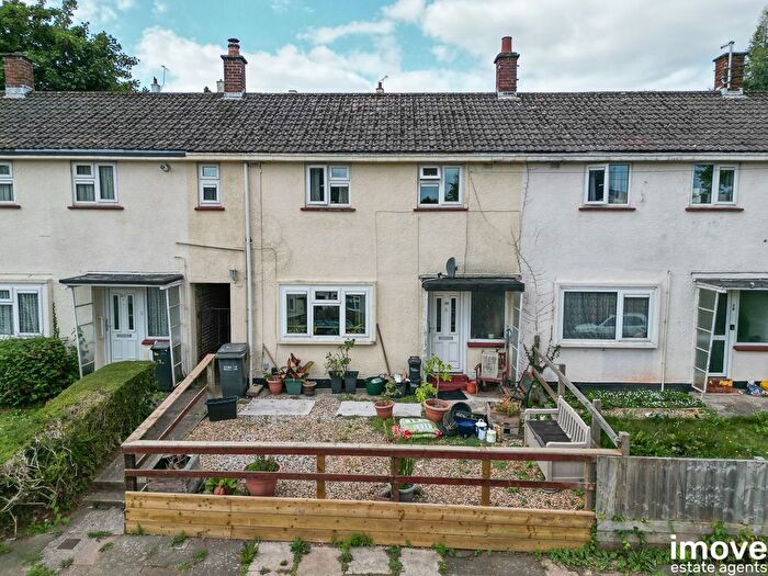 3 Bedroom Terraced House For Sale In Raleigh Avenue, Torquay, TQ2