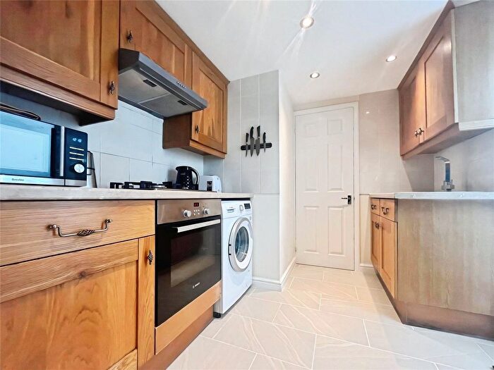 Studio To Rent In Cambridge Grove Road, Kingston Upon Thames, KT1