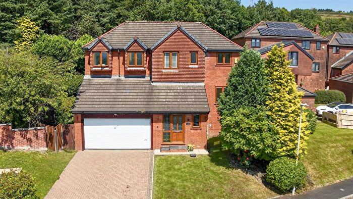 4 Bedroom Detached House For Sale In Kirkhill Avenue, Haslingden, Rossendale, BB4