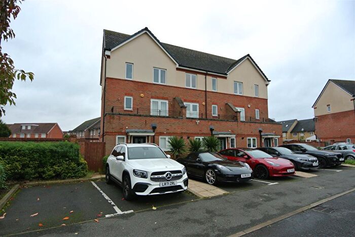 1 Bedroom Property To Rent In Longford Way, Stanwell, Staines, TW19