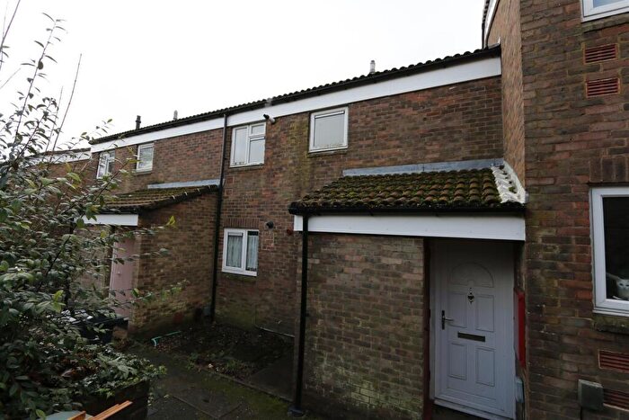 1 Bedroom Maisonette To Rent In Haddon Road, Luton, LU2