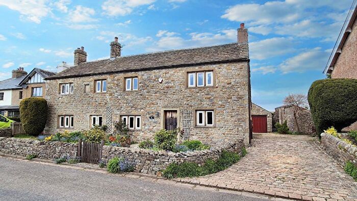 4 Bedroom Detached House For Sale In Rimington, Clitheroe, BB7
