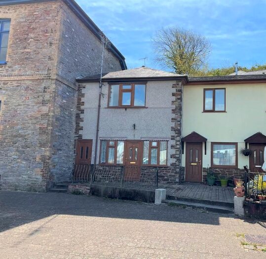 1 Bedroom Flat To Rent In The Parade, Millbrook, Torpoint, PL10