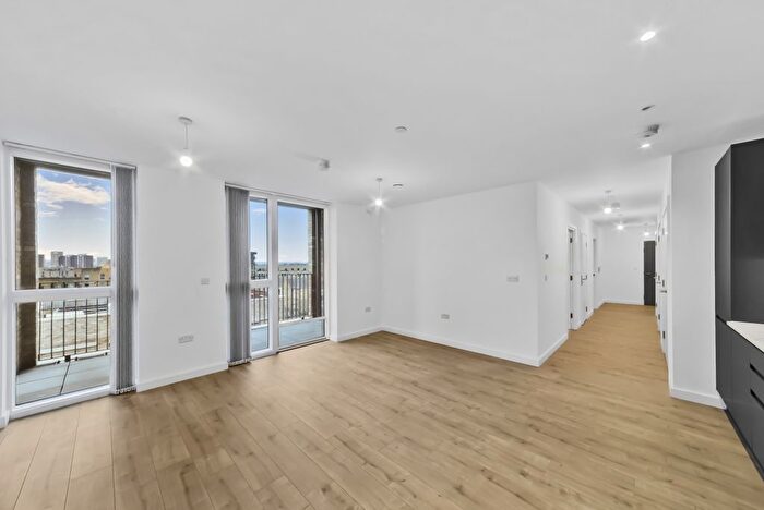 2 Bedroom Flat To Rent In New Kent Road, London, SE1