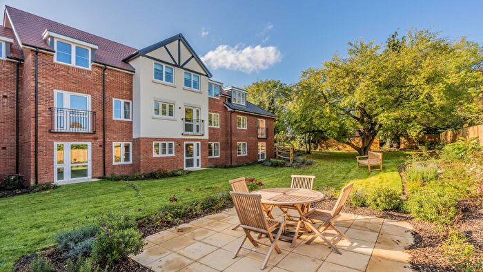 2 Bedroom Retirement Property For Sale In Sanderson Lodge, Selsdon, South Croydon, Greater London, CR2