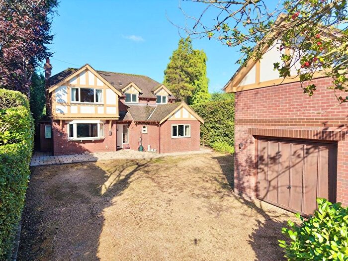 4 Bedroom Detached House For Sale In Marsh Lane, Nantwich, CW5