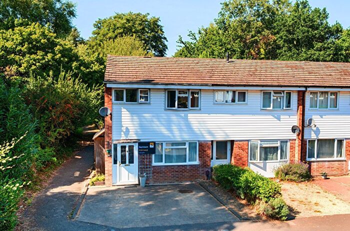3 Bedroom End Of Terrace House For Sale In Milford, Surrey, GU8