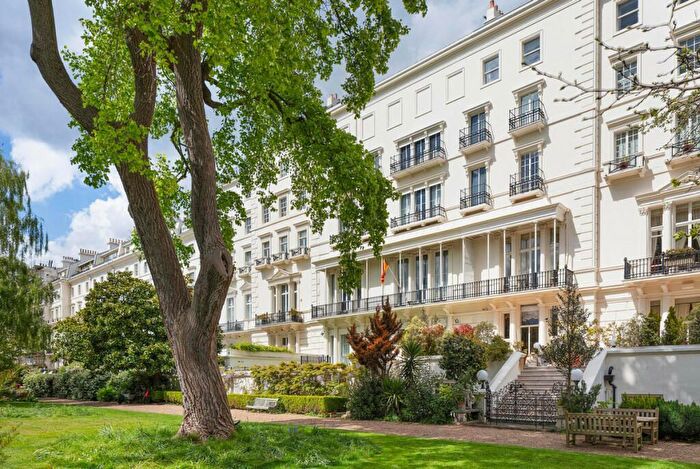 1 Bedroom Flat To Rent In Whitewebbs, Enfield, EN2