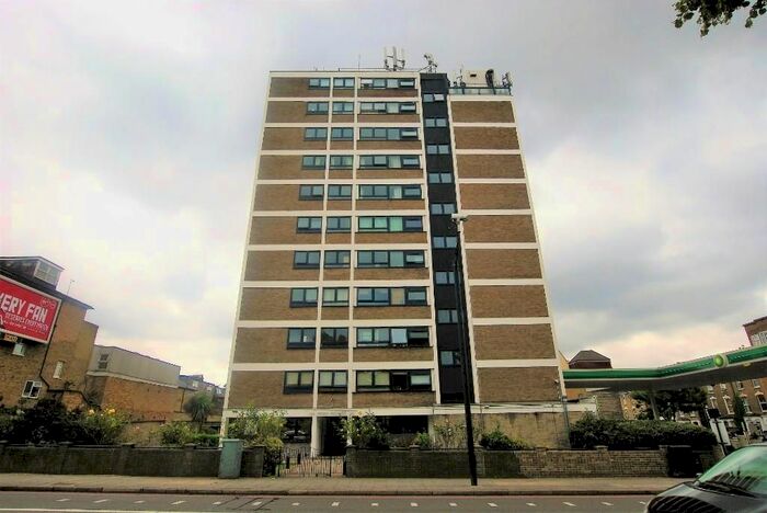 Studio To Rent In Seven Sisters Road, London, N4