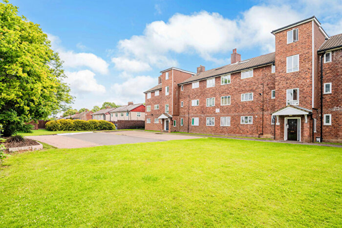 1 Bedroom Apartment For Sale In Lyle Court, Lilleshall Road, Morden, SM4