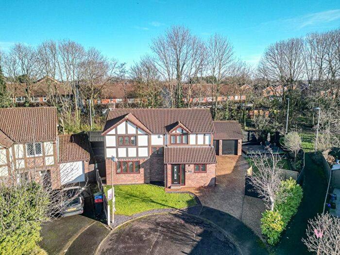 4 Bedroom Detached House For Sale In Lapwing Close, Darnhall, Winsford, CW7