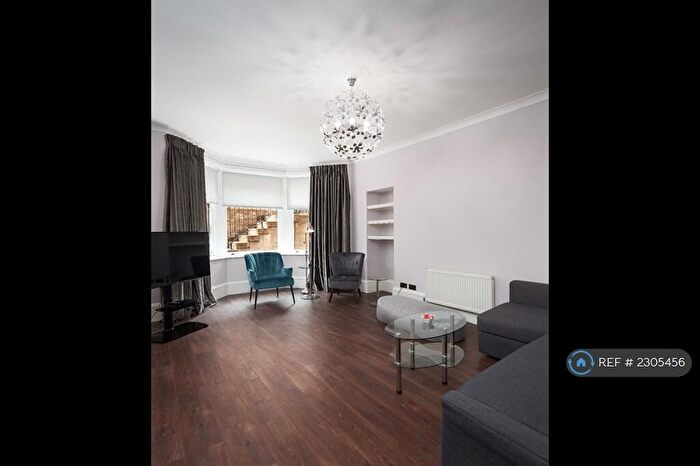 2 Bedroom Flat To Rent In Roxburgh Street, Glasgow, G12