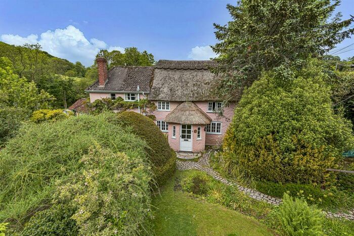 3 Bedroom House For Sale In Churchill, Axminster, EX13