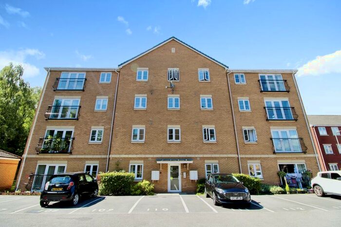 1 Bedroom Flat To Rent In Wyncliffe Gardens, Cardiff, CF23