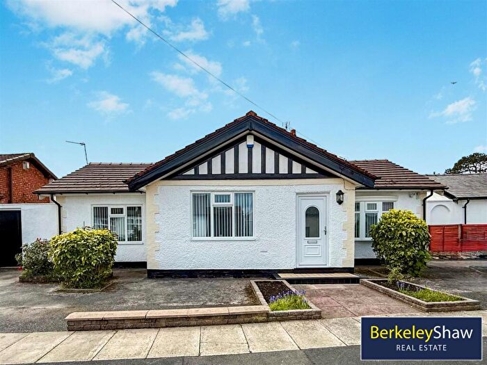 2 Bedroom Detached Bungalow For Sale In Spring Gardens, Maghull, L31