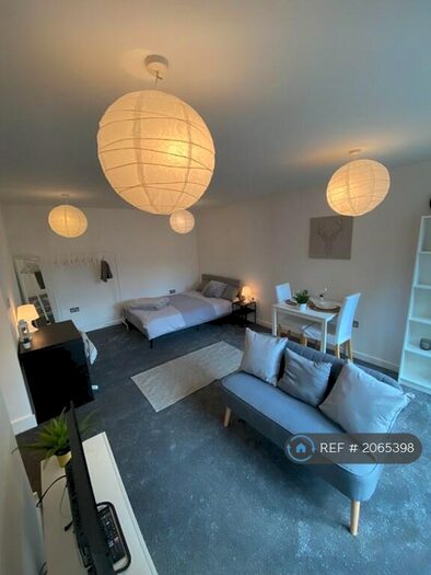 Studio To Rent In Studio, Stafford, ST16