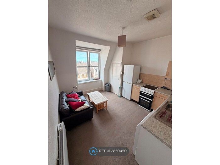 1 Bedroom Flat To Rent In Bedford Place, Aberdeen, AB24