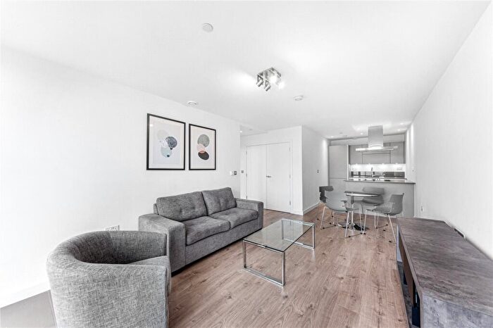 1 Bedroom Apartment To Rent In Straford, London, E15
