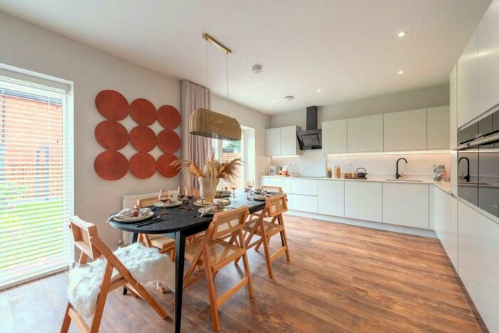 4 Bedroom Detached House To Rent In Firenza Avenue, Ellesmere Port, Cheshire, CH65