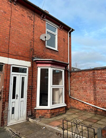 2 Bedroom House To Rent In Lewis Street, Lincoln, LN5