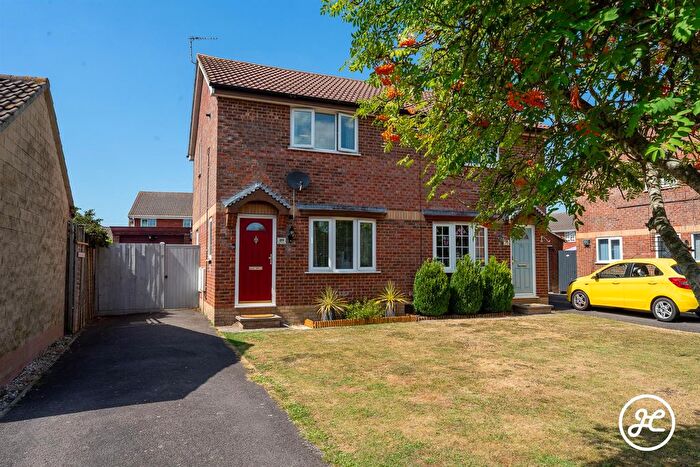 2 Bedroom Semi-Detached House For Sale In Tulip Tree Road, Bridgwater, TA6