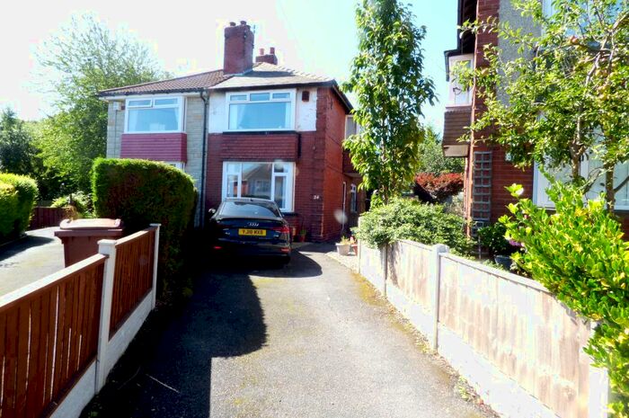 3 Bedroom Semi-Detached House To Rent In South End Avenue, Bramley, Leeds LS13