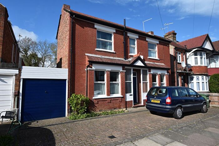 4 Bedroom Detached House For Sale In Hide Road, Harrow, HA1