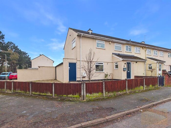 2 Bedroom End Of Terrace House For Sale In Garnalls Road, Matson, Gloucester, GL4