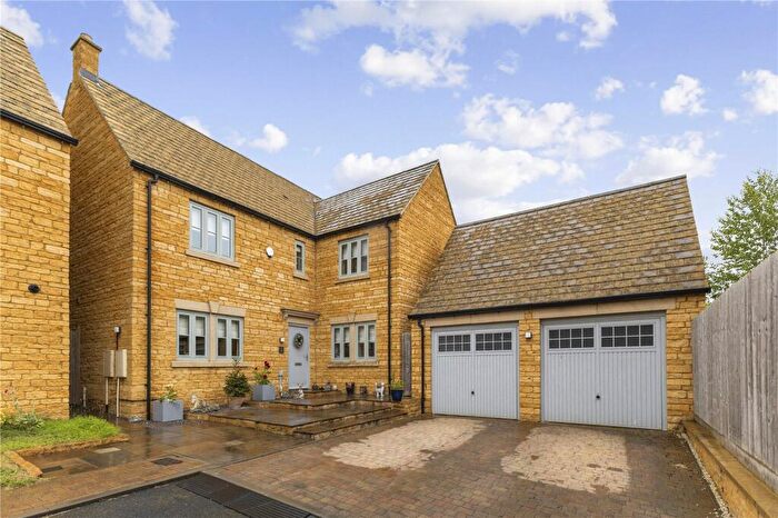 4 Bedroom Detached House For Sale In New Barrels Pitch, Chipping Campden, Gloucestershire, GL55