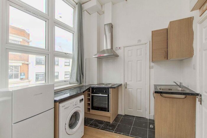 Studio To Rent In Broadway, London, W13