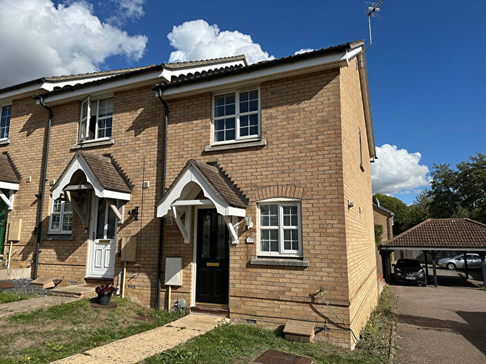 2 Bedroom End Of Terrace House To Rent In Nightingale Close, Stowmarket, IP14