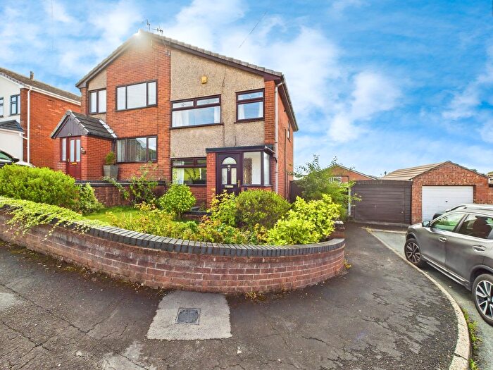 3 Bedroom Semi-detached House To Rent In Waterbeck Close, Whelley, Wigan, WN1