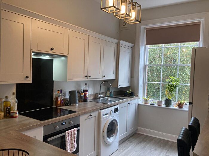 3 Bedroom Flat To Rent In Bank Street, Carlisle, CA3