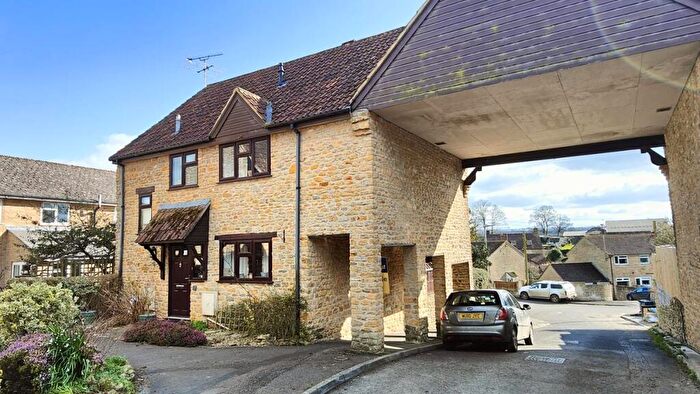 3 Bedroom Link Detached House For Sale In Cannon Court Mews, Milborne Port, Sherborne, DT9