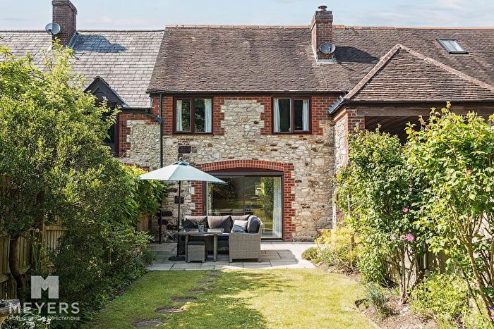 3 Bedroom Barn Conversion For Sale In Fields Barn, Winfrith Newburgh, DT2