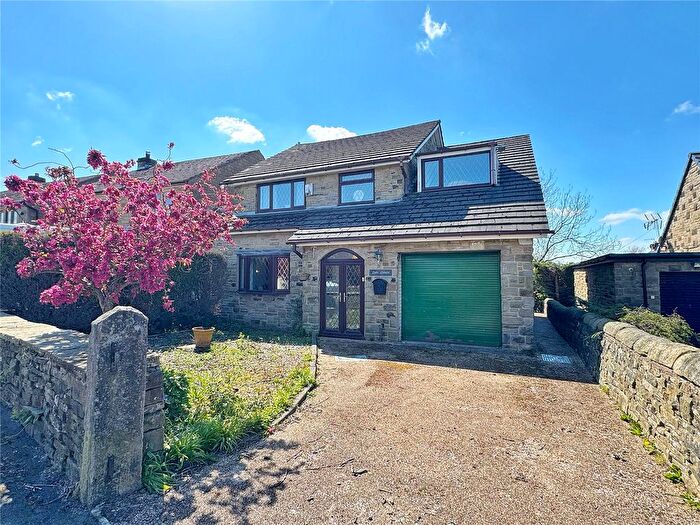 5 Bedroom Detached House For Sale In Paradise Street, Hadfield, Glossop, Derbyshire, SK13