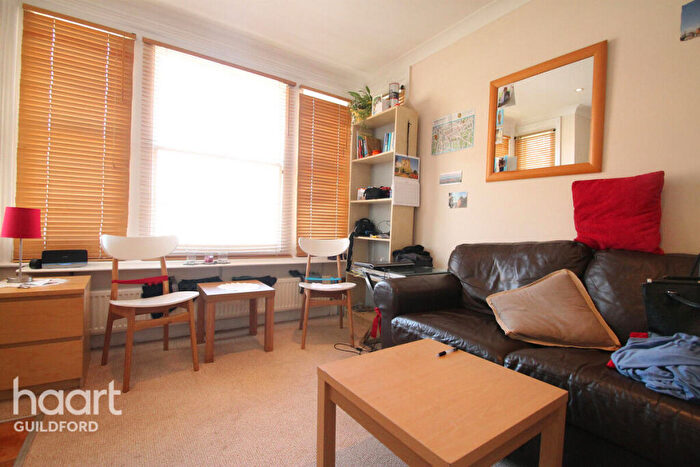 1 Bedroom Flat To Rent In Farnham Road, Guildford, GU2