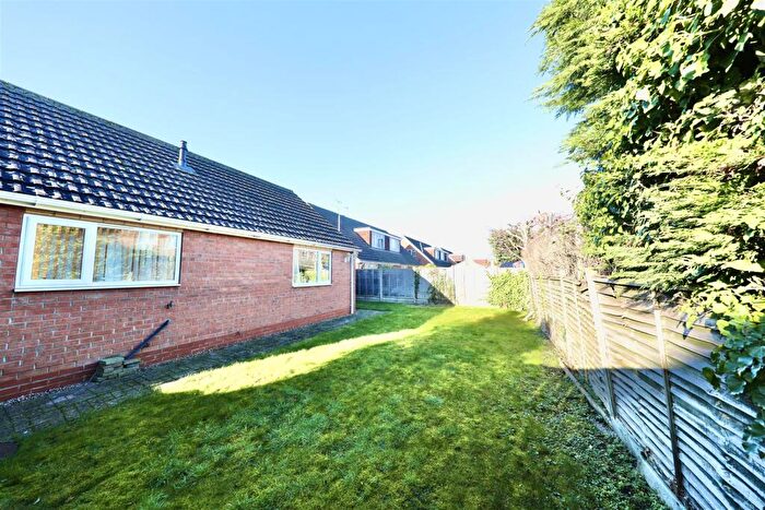 2 Bedroom Detached Bungalow For Sale In Lawson Avenue, Cottingham, HU16